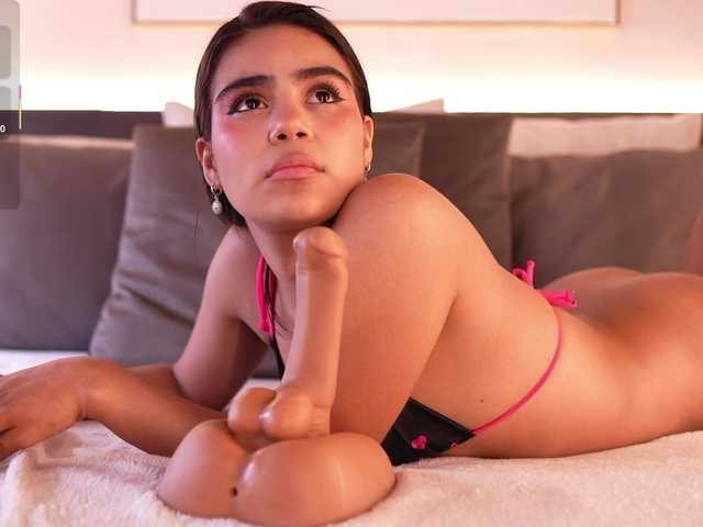 IvyEllis's BongaCams show and profile