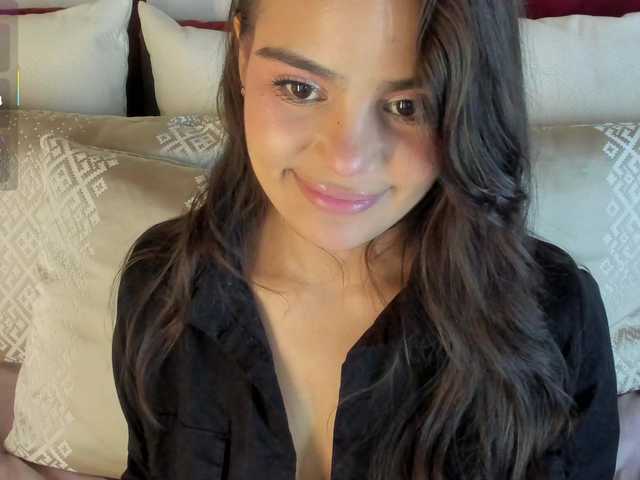 IvyEllis's BongaCams show and profile