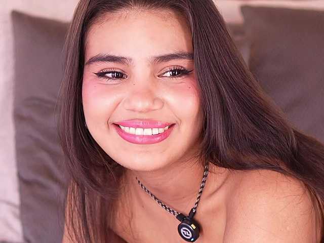 IvyEllis's BongaCams show and profile