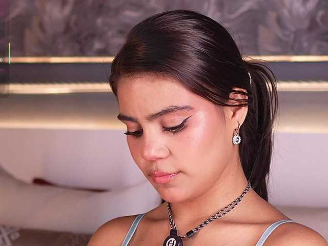 IvyEllis's BongaCams show and profile