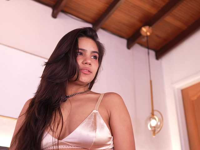 IvyEllis's BongaCams show and profile