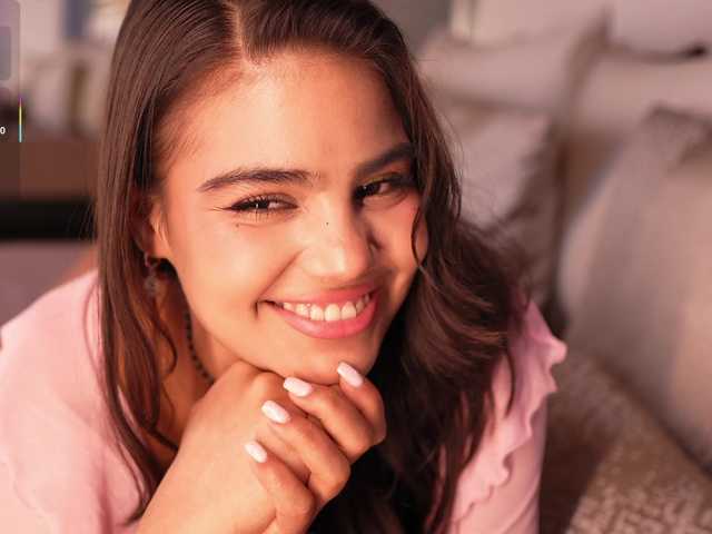 IvyEllis's BongaCams show and profile