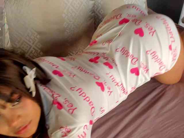 IvyEllis webcam