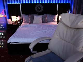 BettyDark Porn Show