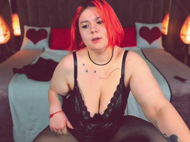 BettyDark's BongaCams show and profile