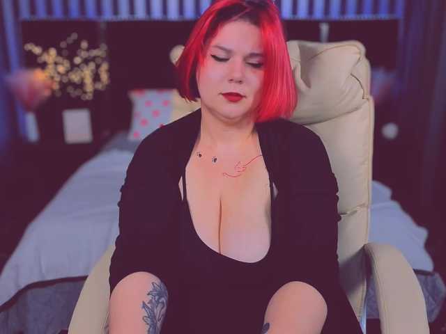 BettyDark's BongaCams show and profile