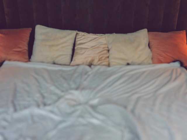 BettyDark's BongaCams show and profile