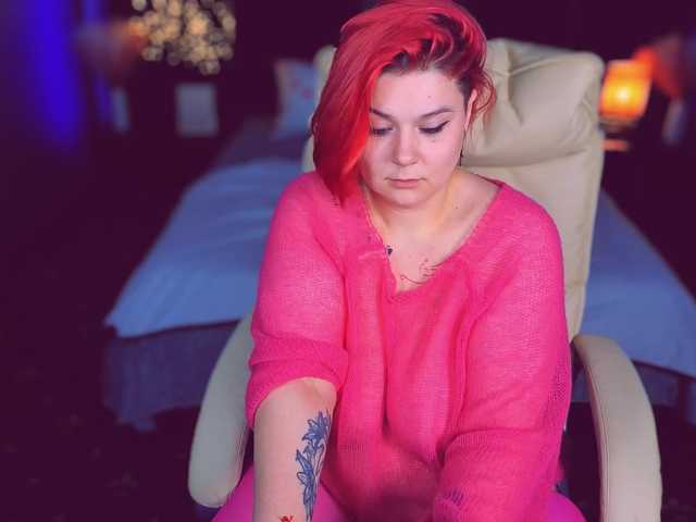 BettyDark's BongaCams show and profile