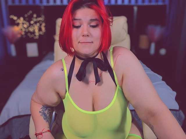 BettyDark's BongaCams show and profile