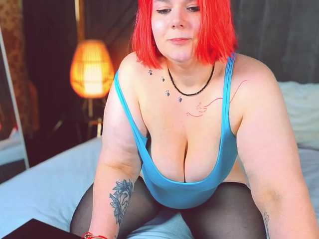 BettyDark's BongaCams show and profile