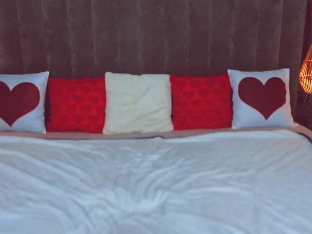 BettyDark's BongaCams show and profile