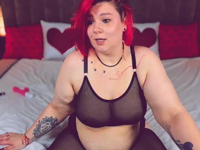 BettyDark's BongaCams show and profile
