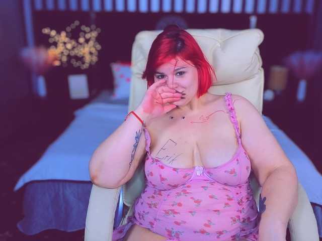 BettyDark's BongaCams show and profile