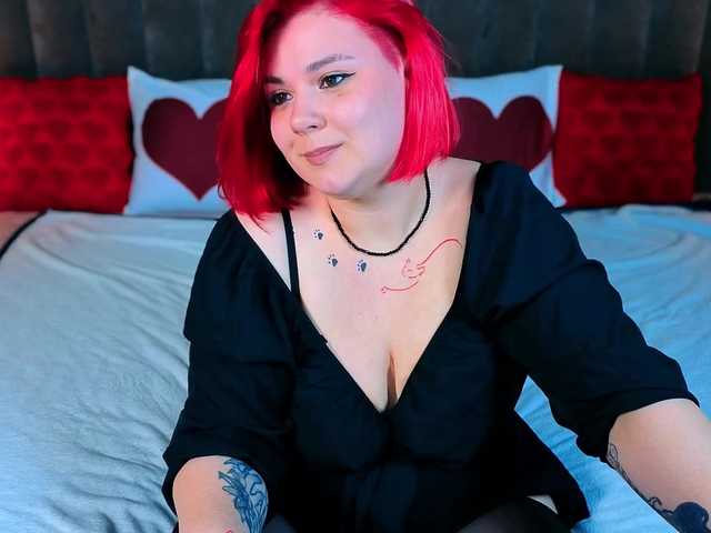 BettyDark's BongaCams show and profile