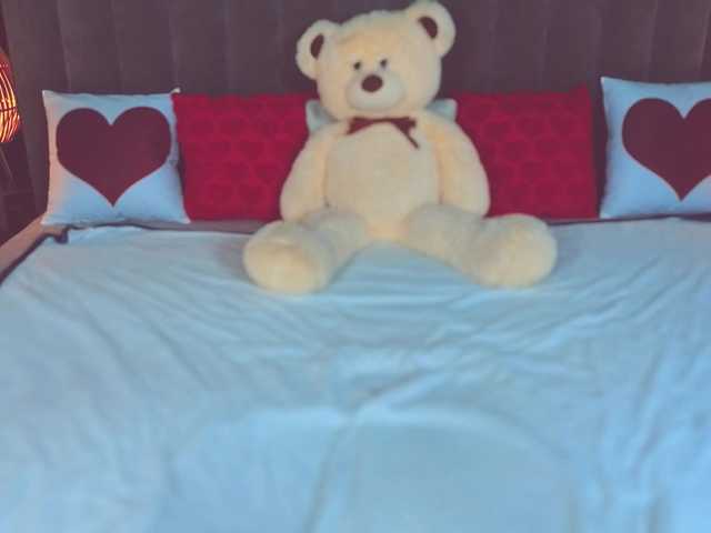 BettyDark — lovens reacts from 1tk) thank you everyone for the company and gifts and HAPPY NEW YEAR  @remain 2026