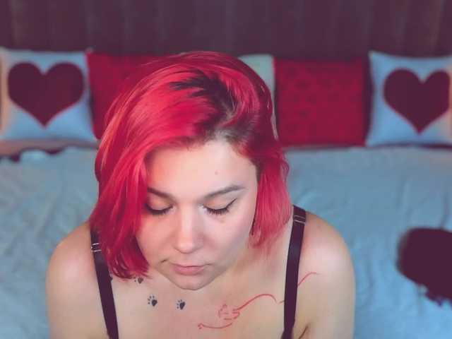 BettyDark's BongaCams show and profile