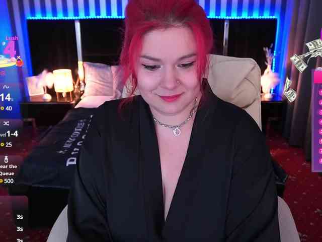 nude web cam BettyDark