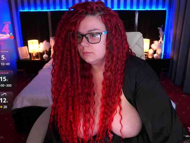 flirt chat room BettyDark