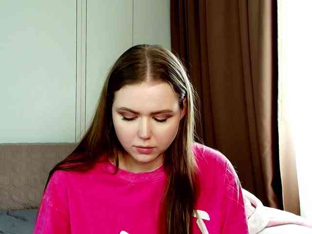 CarollMoore Live Webcam on BongaCams