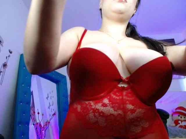 esmeraldaa098 webcam
