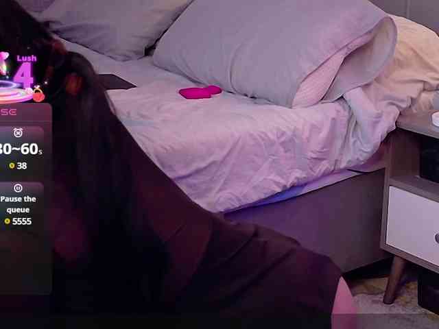 Sarah2Colliins webcam
