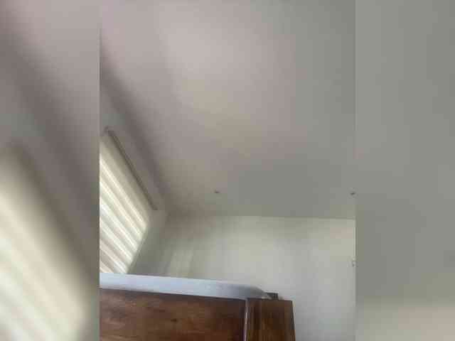 Sarah2Colliins webcam