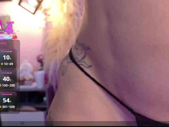 Sarah2Colliins webcam