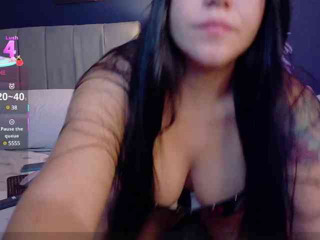 Sarah2Colliins webcam