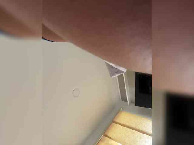 Sarah2Colliins webcam