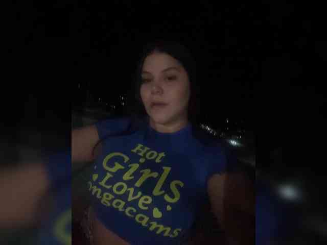 Sarah2Colliins webcam