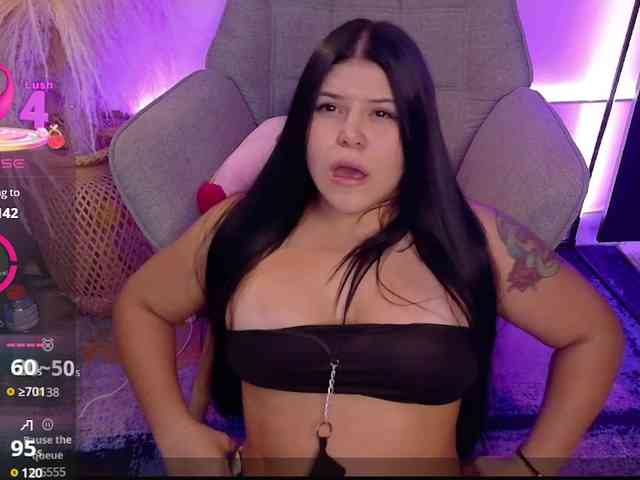 Sarah2Colliins webcam