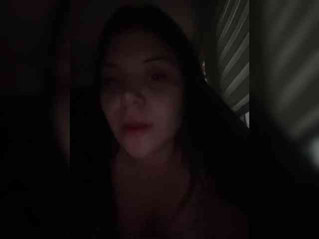 Sarah2Colliins webcam