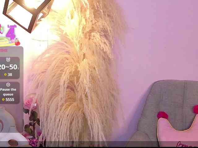 Sarah2Colliins webcam