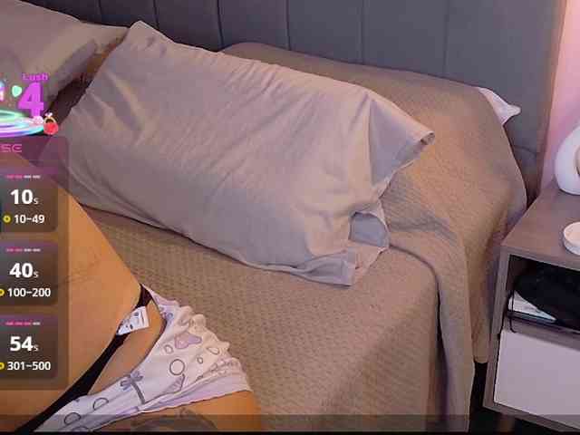 Sarah2Colliins webcam