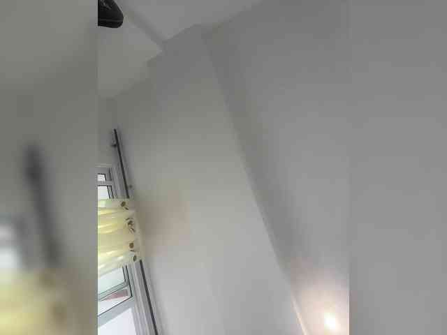 Sarah2Colliins webcam