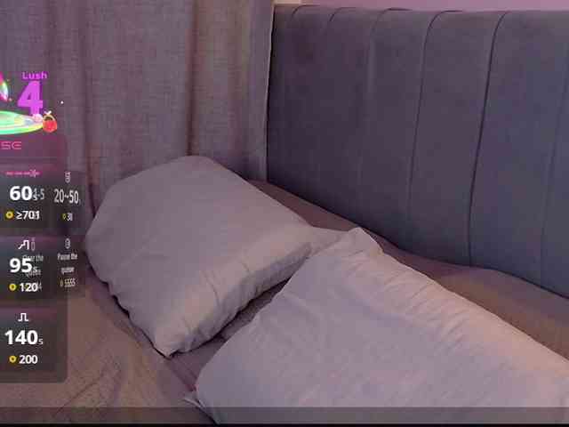 Sarah2Colliins webcam