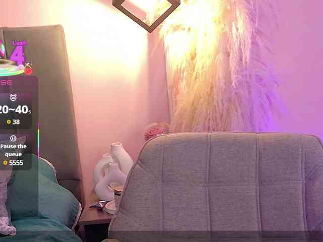 Sarah2Colliins webcam