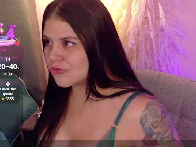Sarah2Colliins webcam