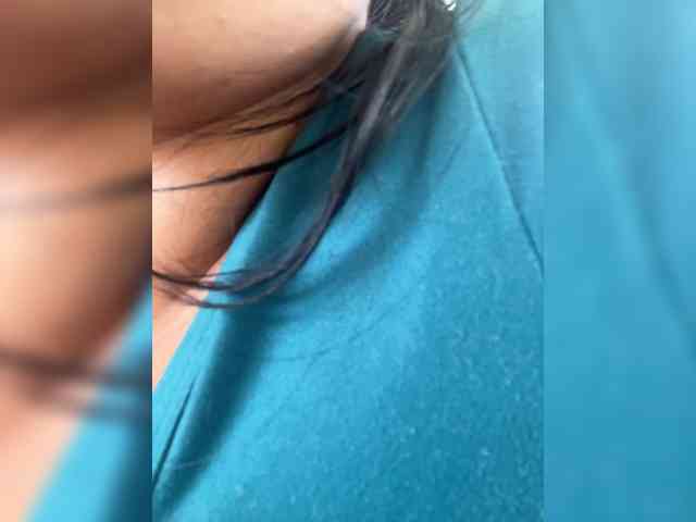 Sarah2Colliins webcam