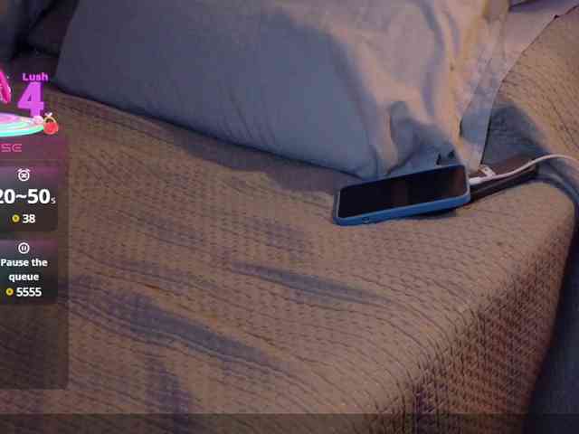 Sarah2Colliins webcam