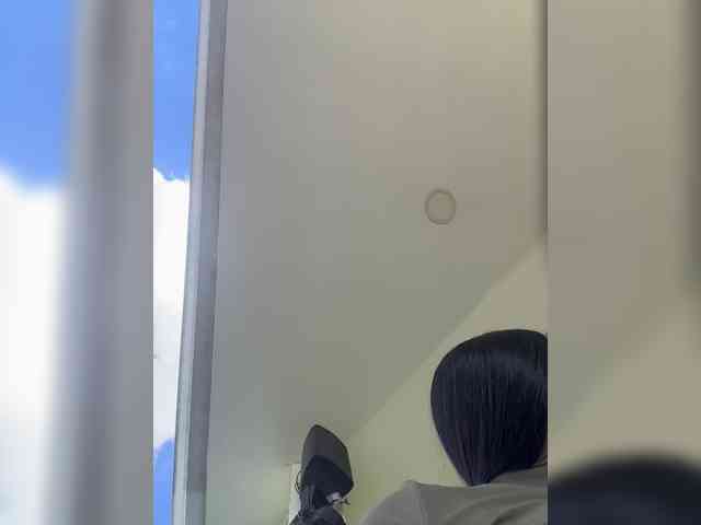 Sarah2Colliins webcam