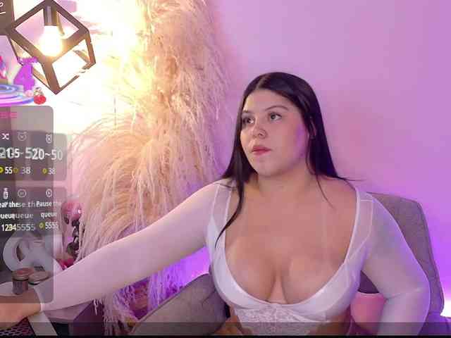 Sarah2Colliins webcam
