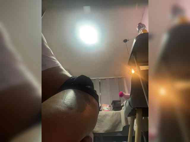 Sarah2Colliins webcam