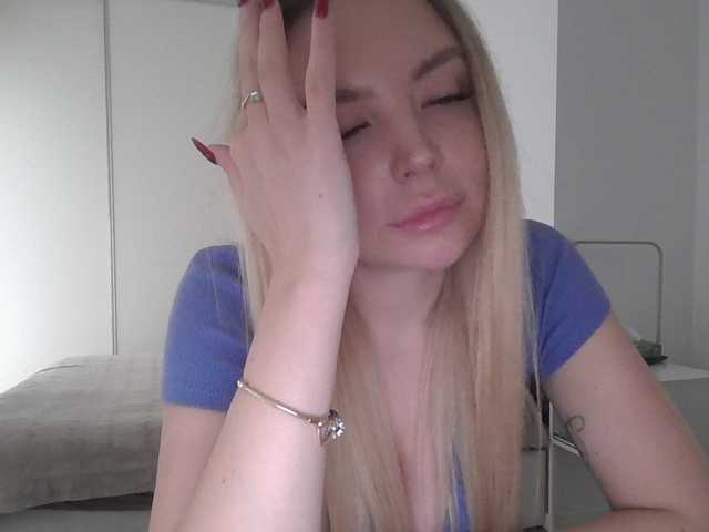 Blondie8853's BongaCams show and profile