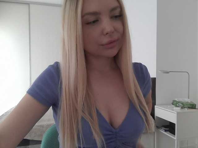 le modèle pinkpanther8899 est en webcam porno dans un show sur le site bongacams, il possède les tags suivants: White/Caucasian,Blonde,Shaved