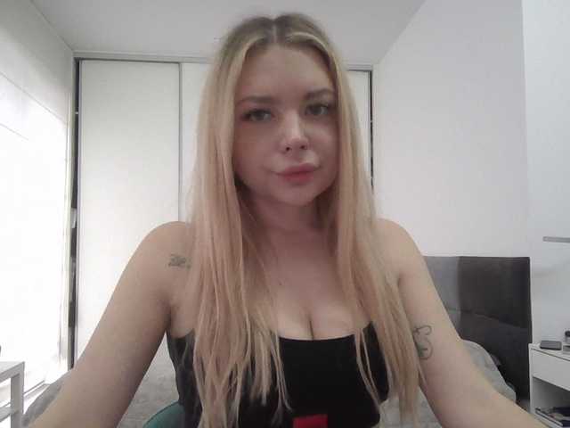 pinkpanther8899 webcam