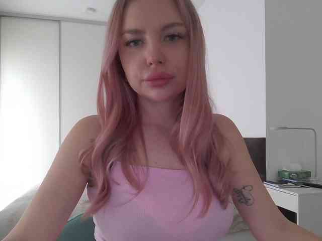 pinkpanther8899 webcam