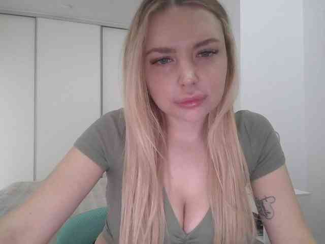 pinkpanther8899 webcam