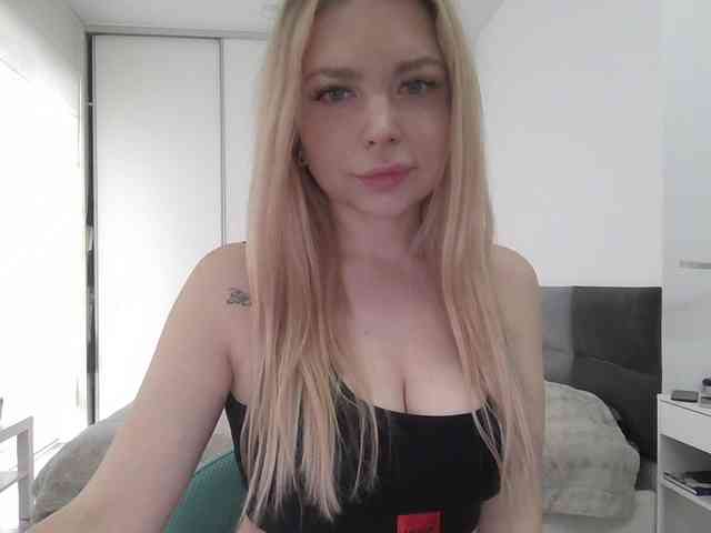 pinkpanther8899 webcam