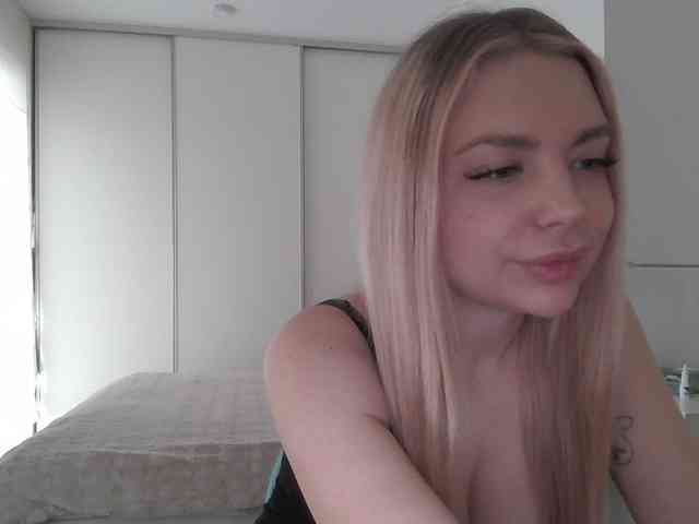pinkpanther8899 webcam